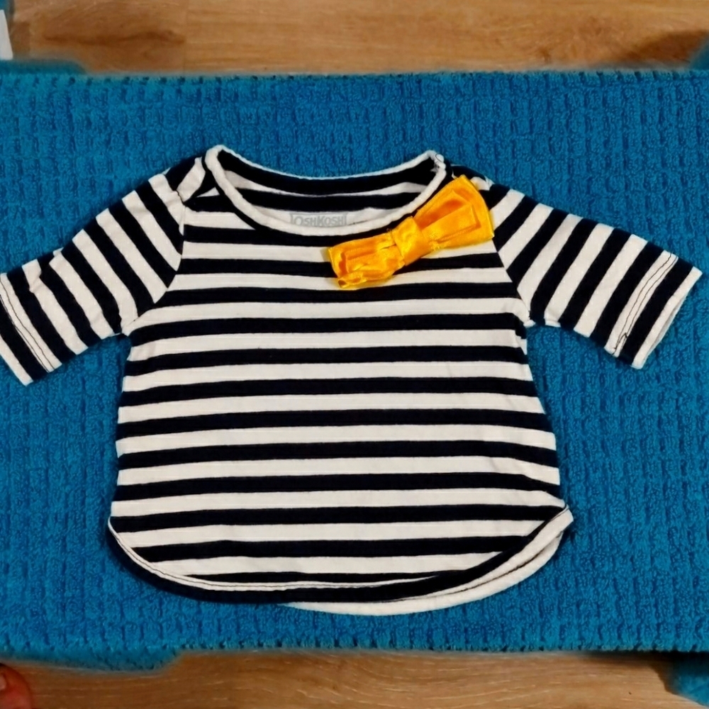Osh kosh Girls shirt
